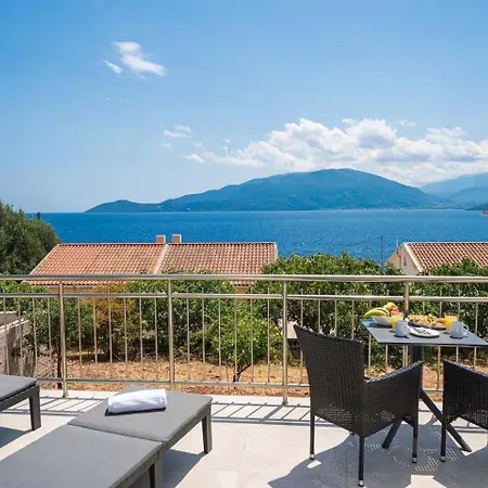Maritina's Amazing Sea View Apartamento *