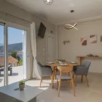 شقة Maritina's Amazing Sea View أيّا إفيميا